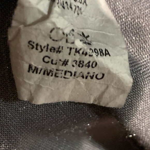 1.4.3 Story short sleeve crushed velvet top size medium EUC - Picture 4 of 4